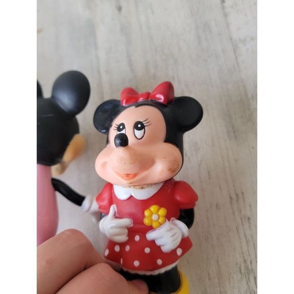 Disney Mickey Minnie Mouse swimming playset toy figure couple swimsuit - Picture 11 of 16